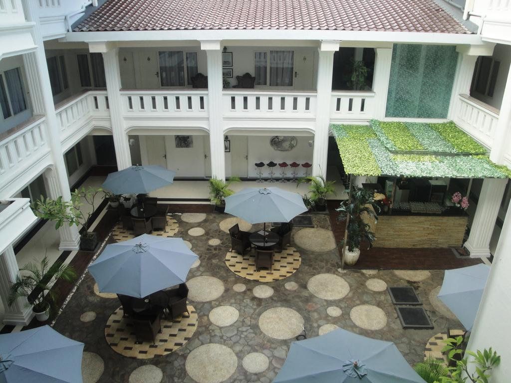 Ramayana Hotel Makassar Ngoại thất bức ảnh