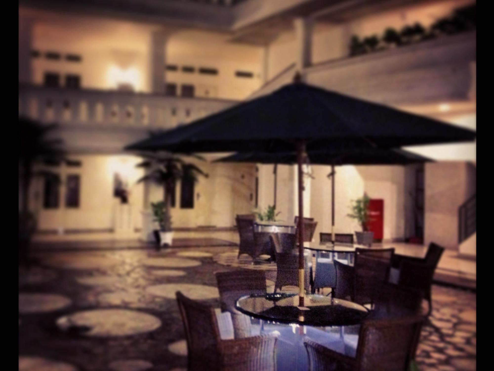 Ramayana Hotel Makassar Ngoại thất bức ảnh